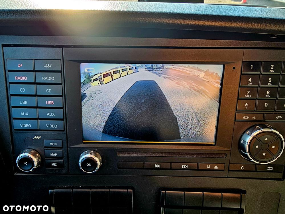 Mercedes-Benz TOURISMO dostępne od ręki - 19