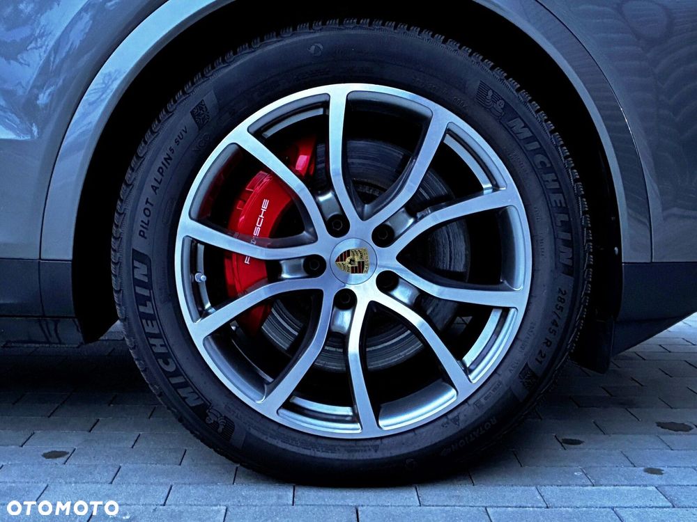 Porsche Cayenne 2024