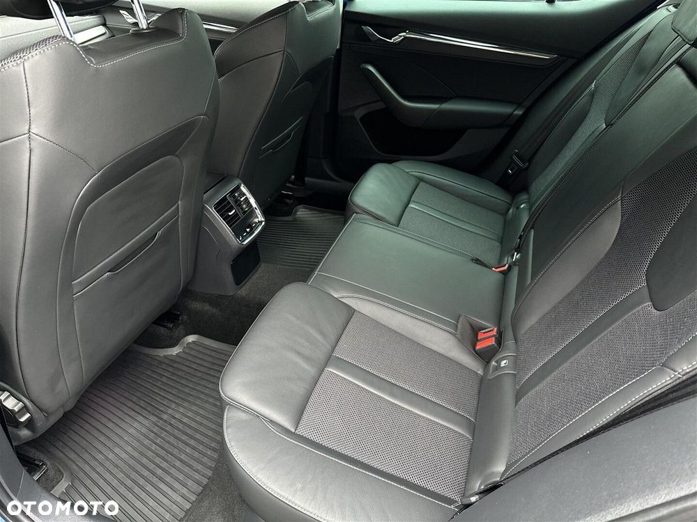 Skoda Octavia 1.4 TSI Plug-In Hybrid Style DSG - 13