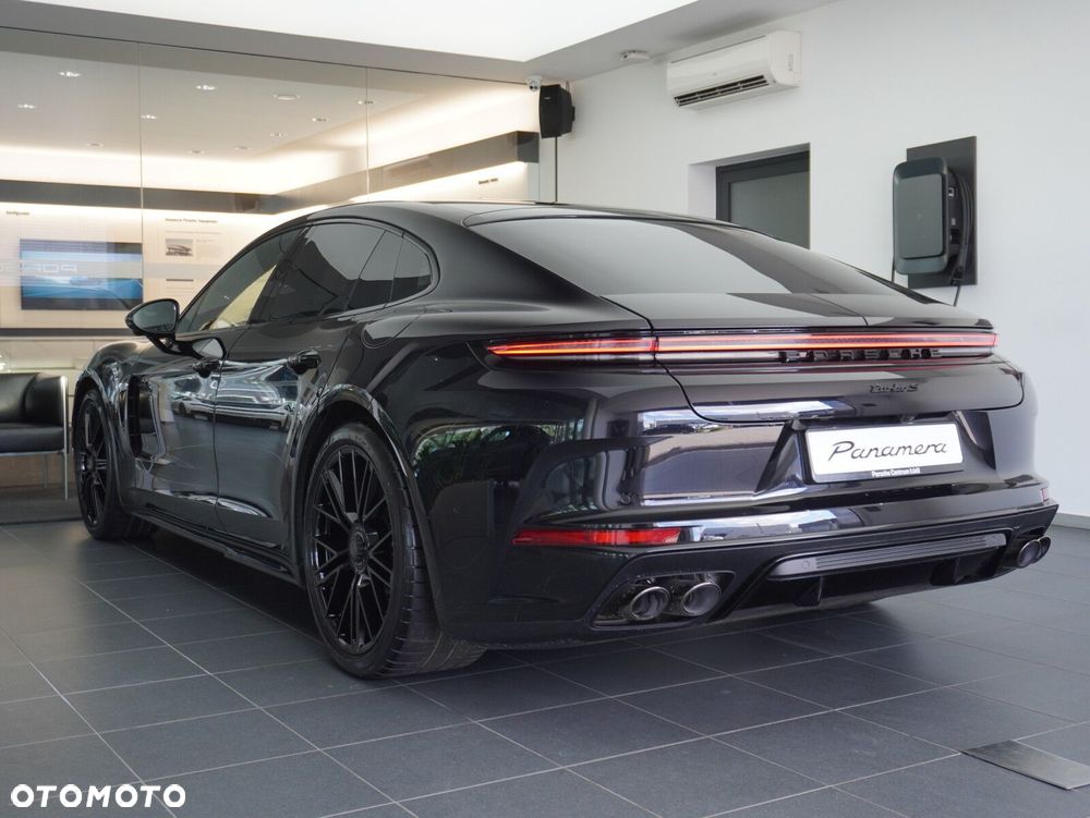 Porsche Panamera Turbo S E-Hybrid PHEV - 19