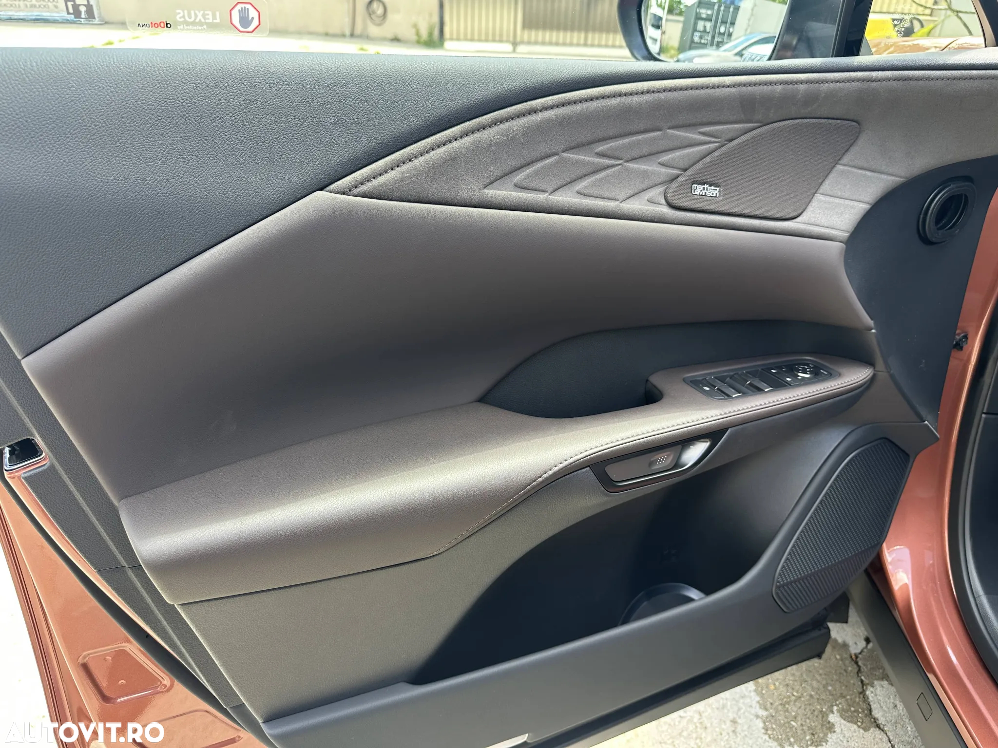 Lexus Seria RX 450h+ E-Four PHEV Luxury Mark Levinson - 11