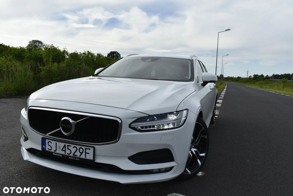 Volvo V90 D4 Momentum Pro - 28