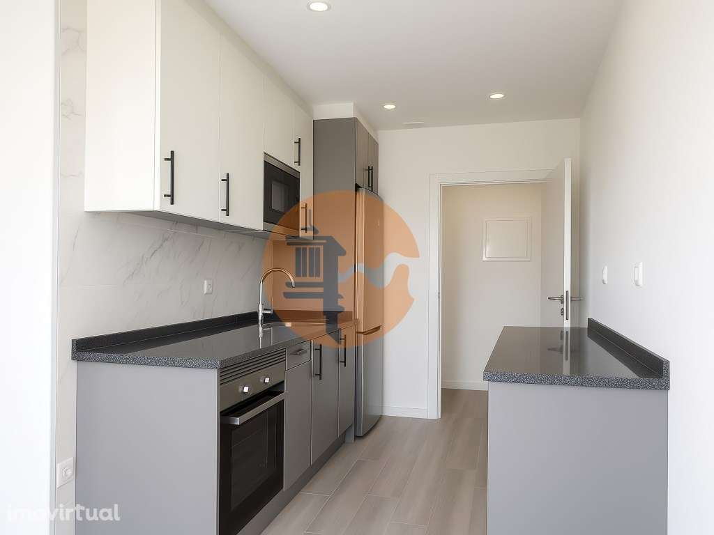 Apartamento T2 renovado no centro da Cidade de Tavira - Grande imagem: 2/20