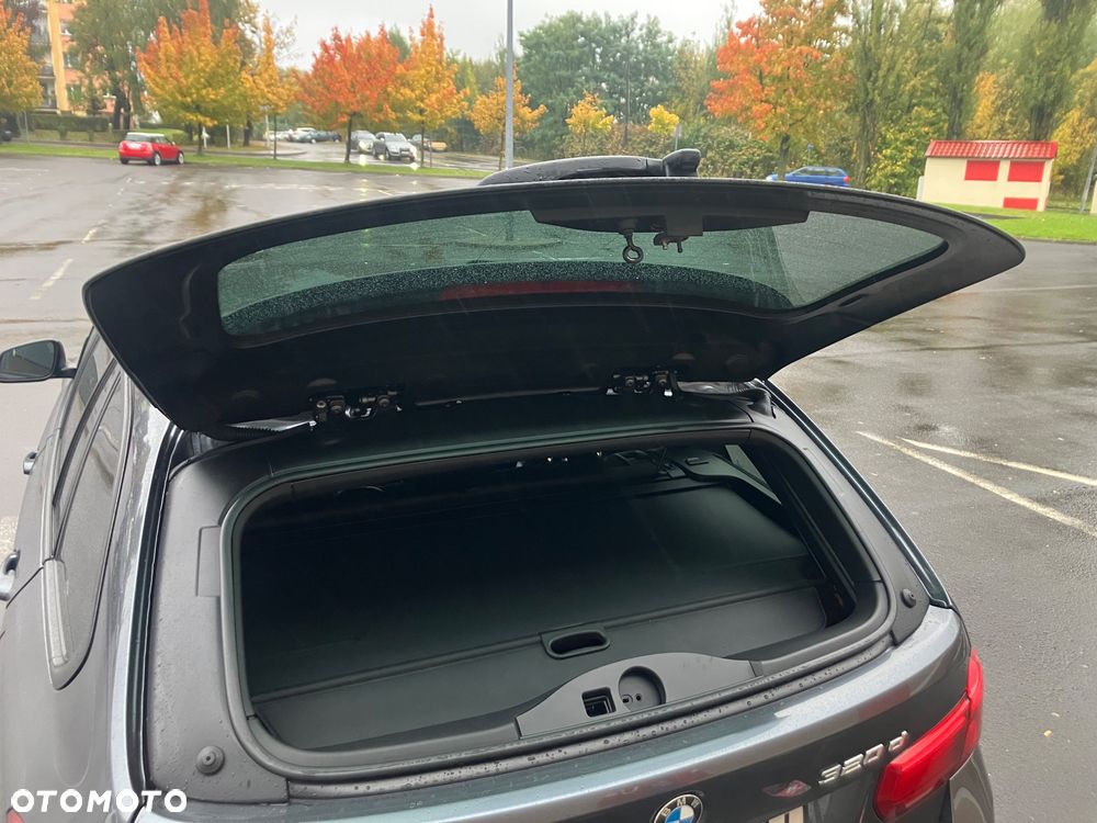 BMW Seria 3 316d Touring - 9