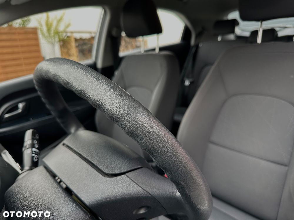 Kia Rio 1.2 M - 15