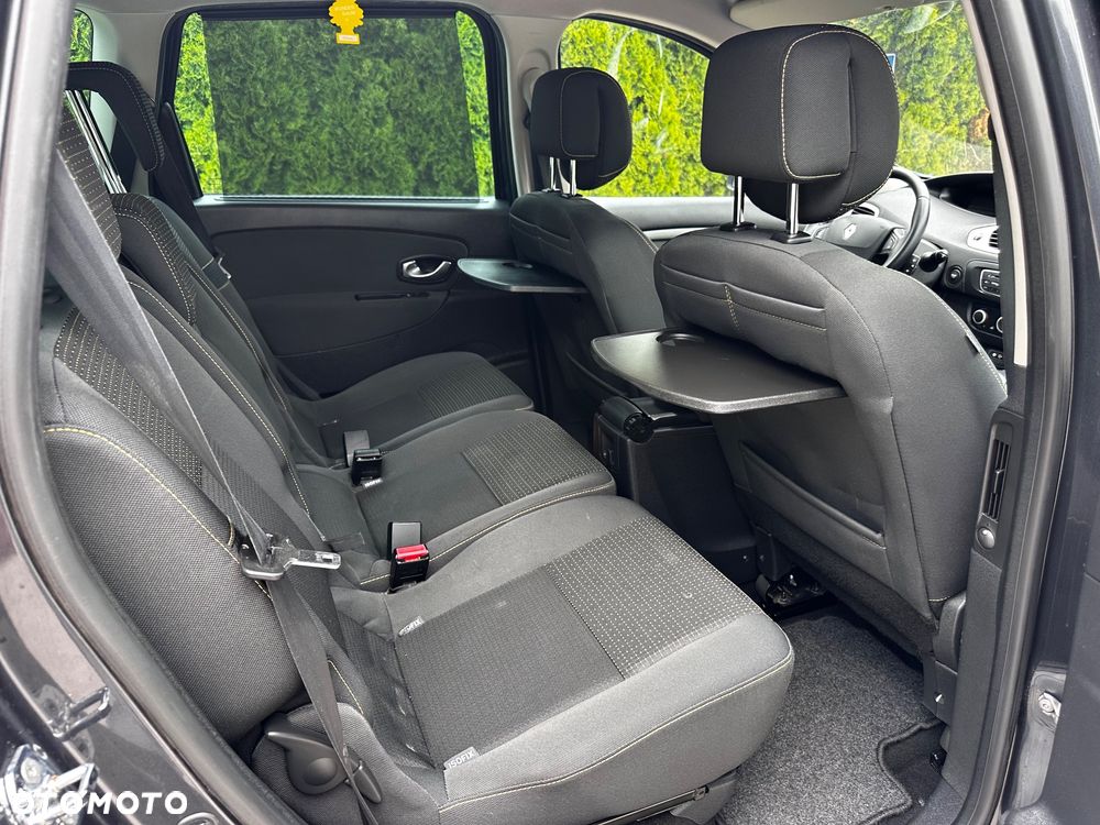 Renault Scenic 1.6 16V 110 Authentique - 21