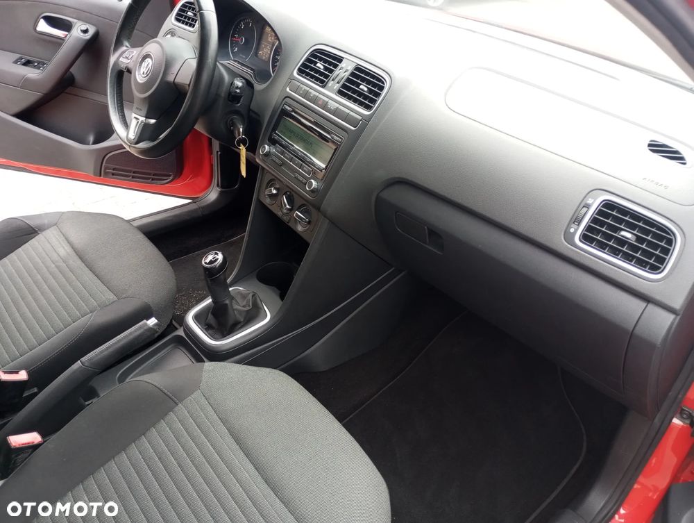 Volkswagen Polo 1.6 TDI Comfortline - 14
