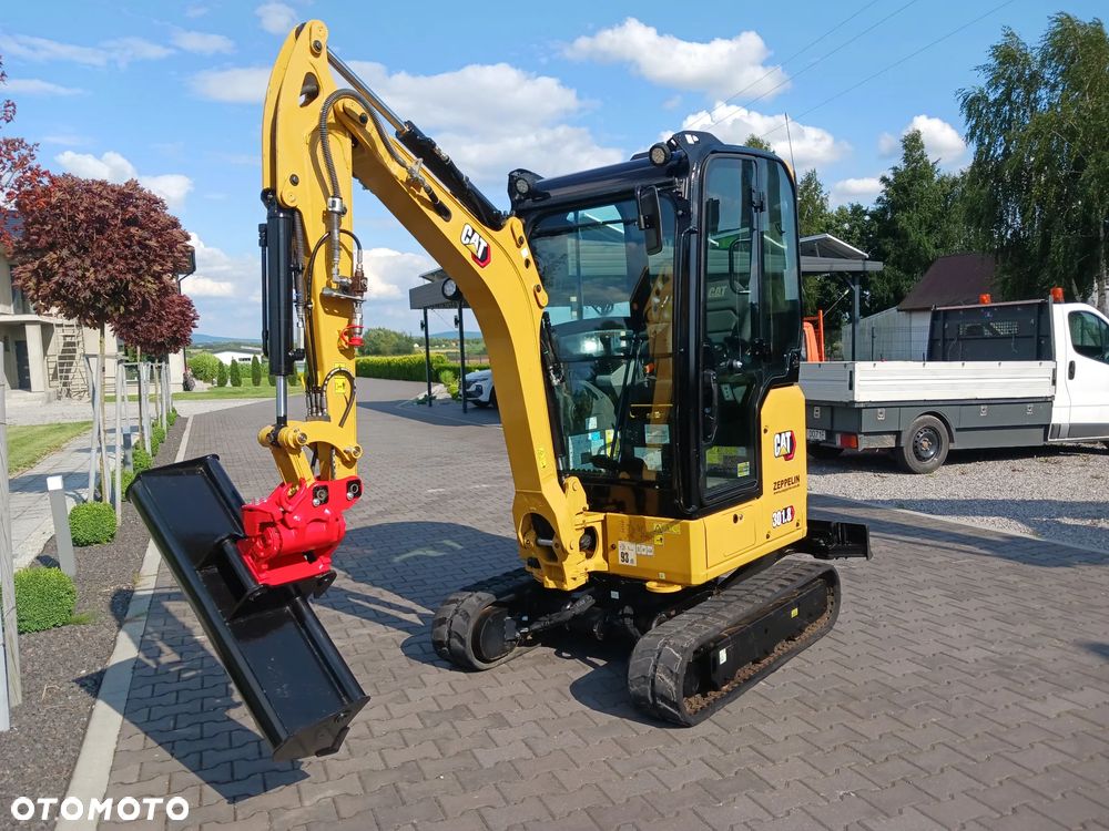 Caterpillar 301.8  CR POWERTILT 3 Łyżki - 5