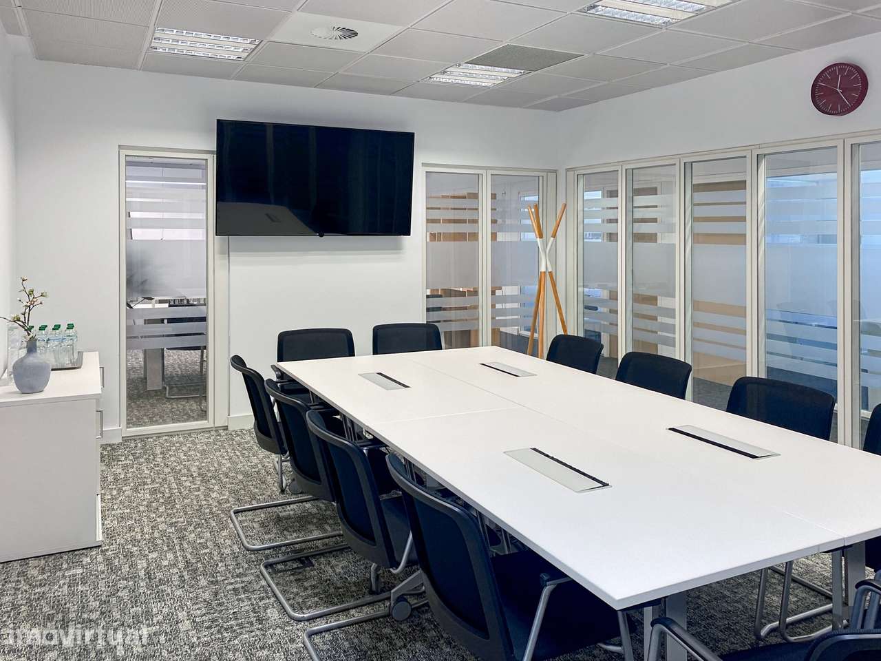 Escritório privado para 4 pessoas – Regus São João da Madeira, Oliva - Grande imagem: 5/10