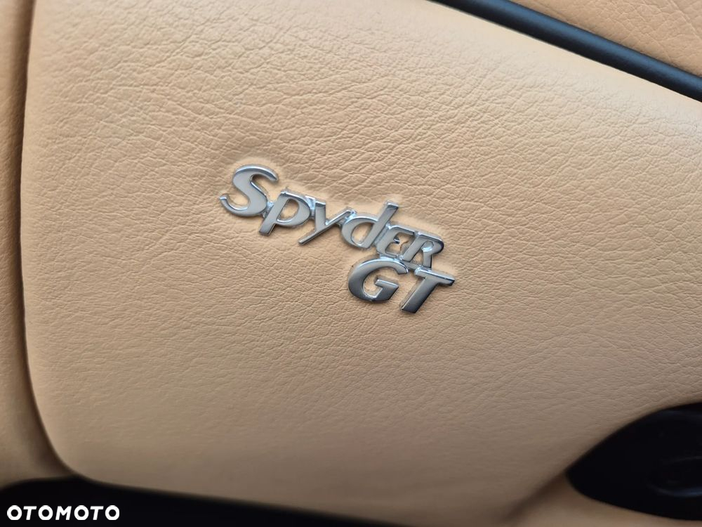 Maserati Spyder 4200 GT - 24