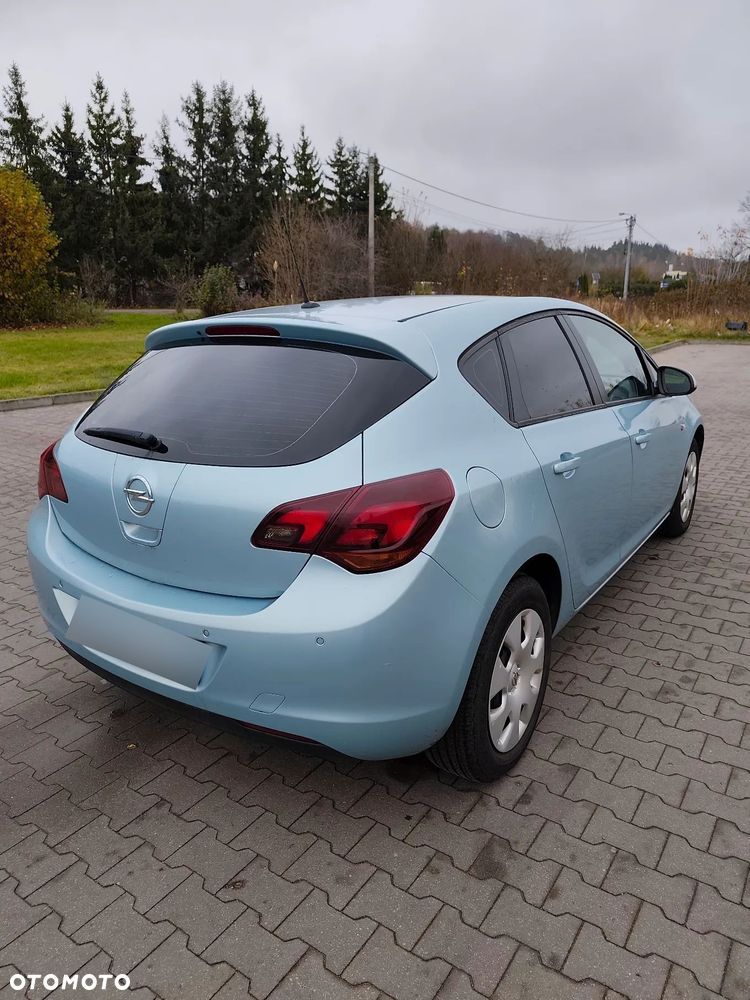 Opel Astra - 13