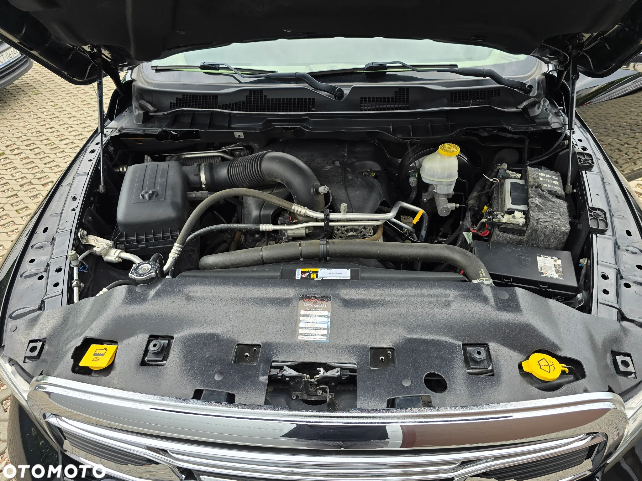 RAM 1500 5.7 Crew Cab Shortbed Laramie Sport Full - 36