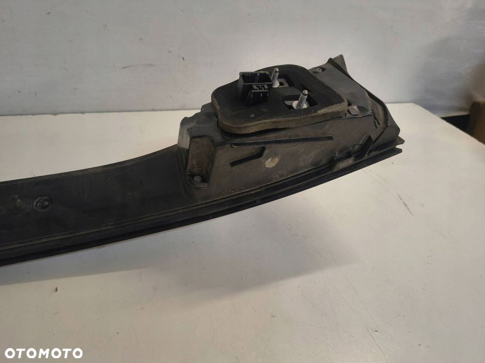 blenda klapy bagażnika vw id4 id.4 led eu - 11