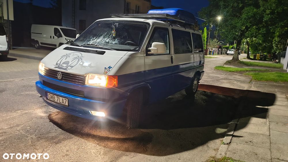 Volkswagen Multivan - 18