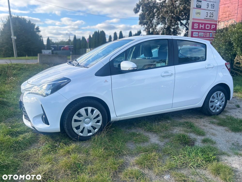 Toyota Yaris 1.5 Active - 11