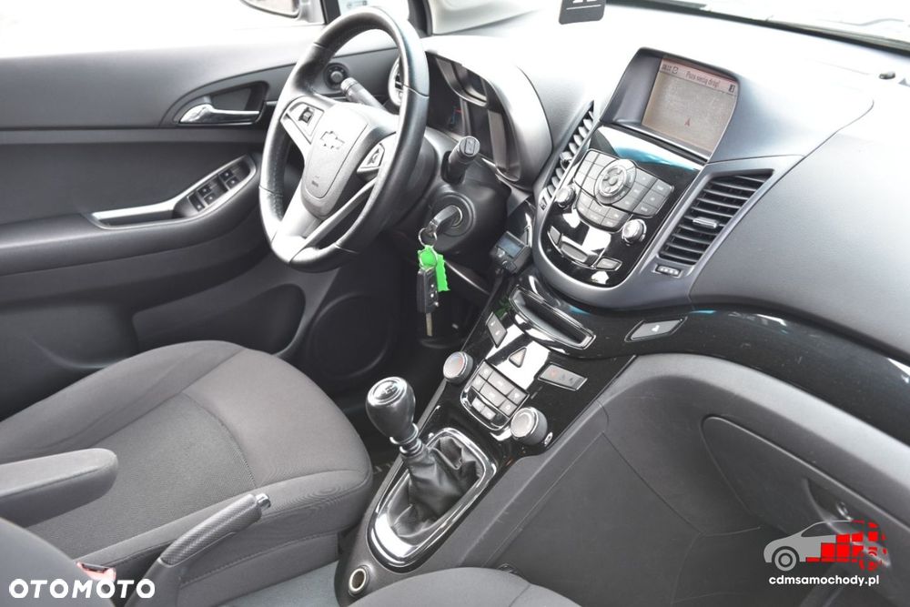 Chevrolet Orlando - 27
