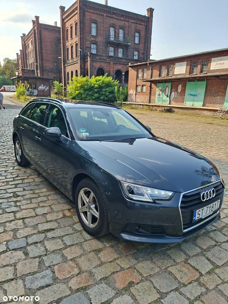 Audi A4 Avant 2.0 TDI S tronic - 12