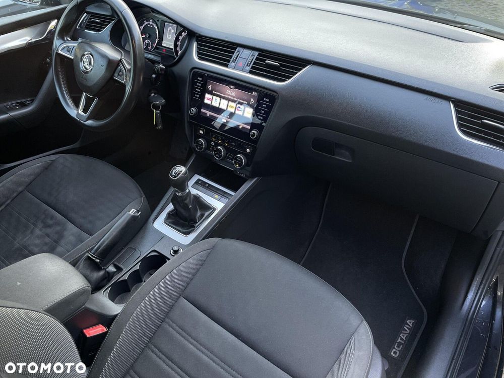 Skoda Octavia 1.5 TSI ACT Ambition - 6