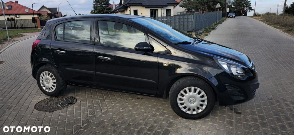 Opel Corsa 1.2 16V Edition / Active - 4