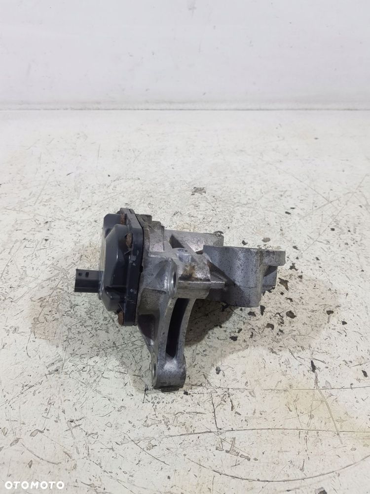 zawór egr h8201068965 mercedes w205 renault 1.6 dci 626951 - 11