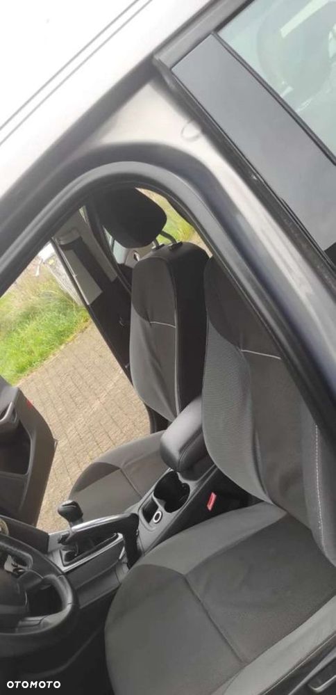 Ford Focus SW 1.6 TDCi DPF Titanium - 6