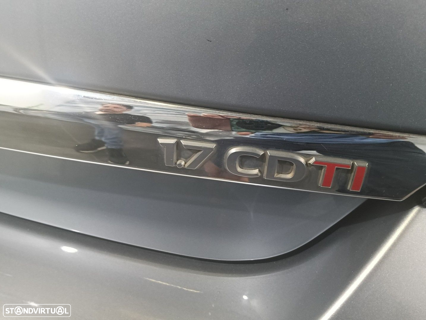Opel Astra 1.7 CDTi Elegance - 23
