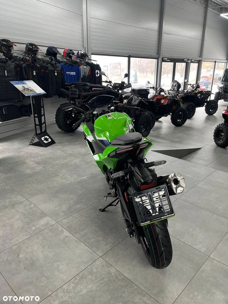 Kawasaki Ninja - 16