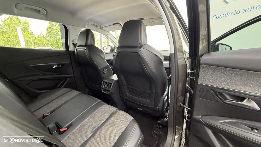 Peugeot 3008 1.5 BlueHDi Allure - 19