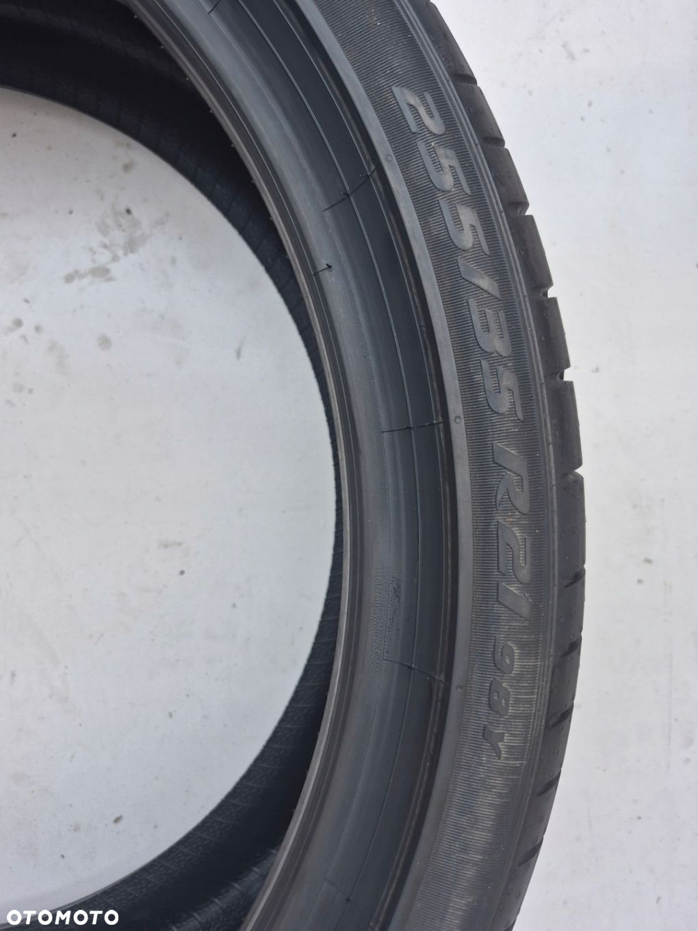 PIRELLI P ZERO 255/35R21 98Y 24R 1X - 4