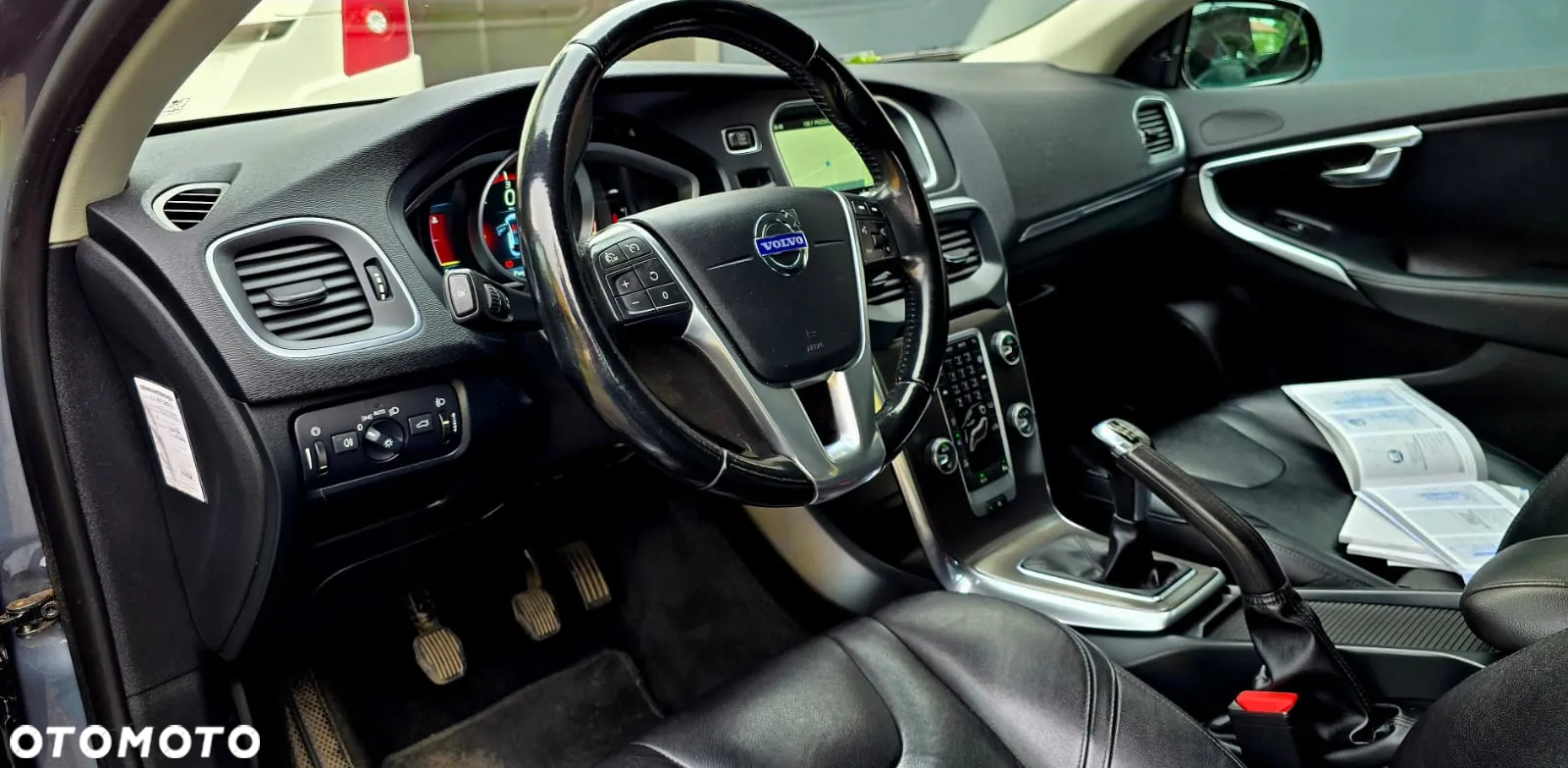 Volvo V40 D4 Summum - 19
