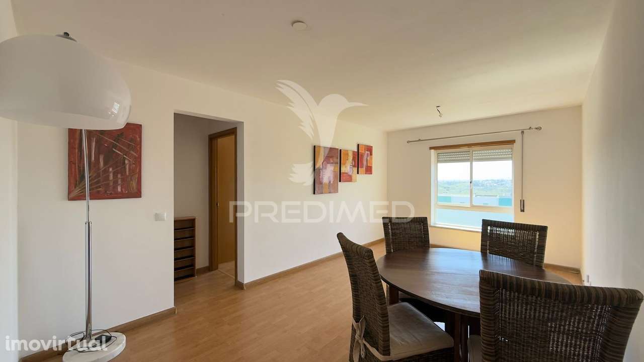 Apartamento T1 com Vista Desafogada | 55 m² | Elevadores | Parqueam... - Grande imagem: 2/15