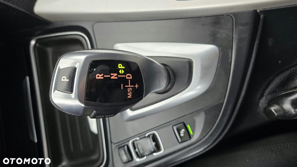 BMW Seria 3 - 26