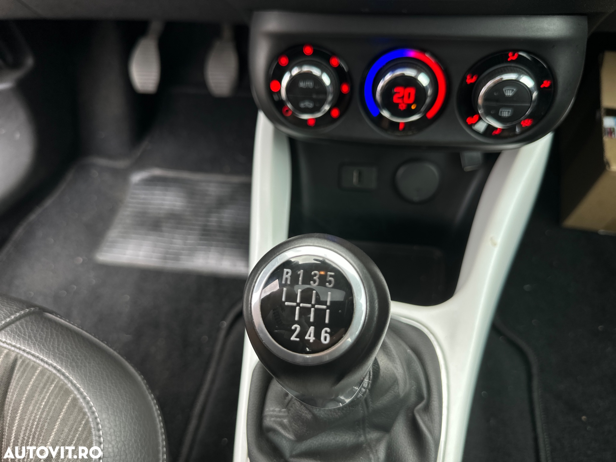 Opel Adam 1.0 ecoFLEX Start/Stop Germany's next Topmodel - 9