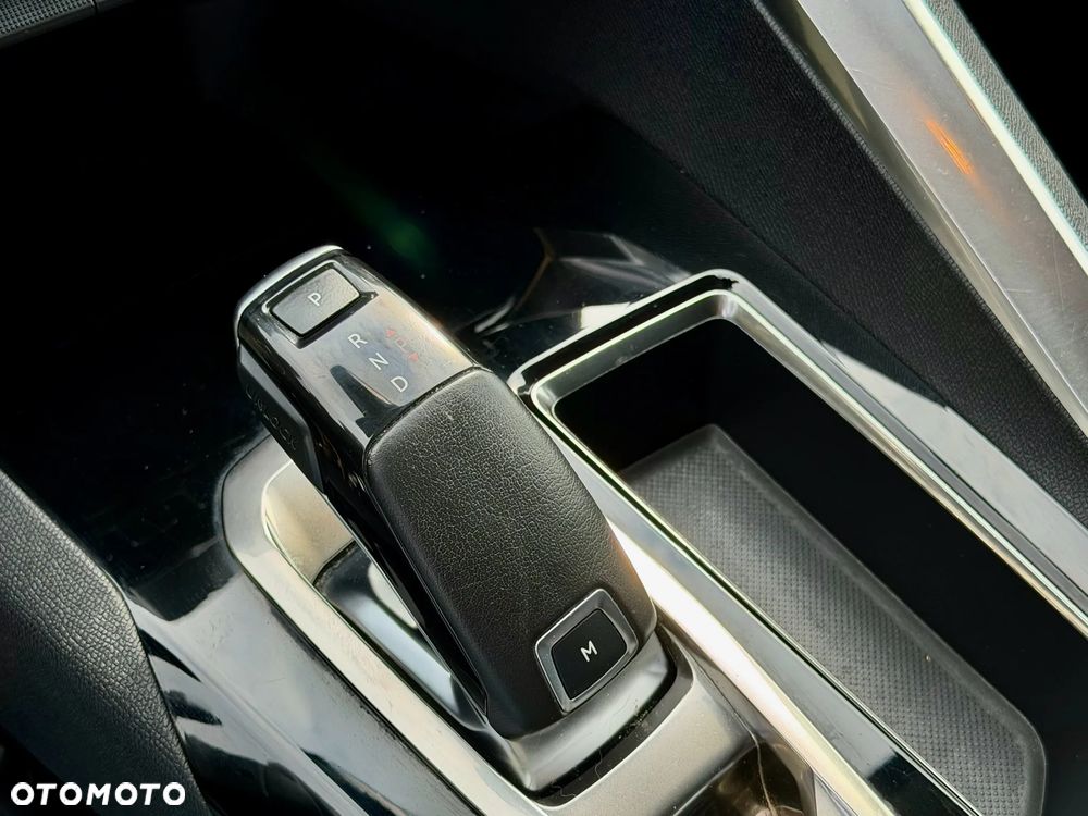 Peugeot 3008 BlueHDi 130 Stop & Start EAT8 Active Business-Paket - 10