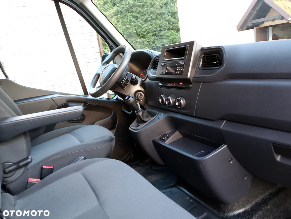 Renault Master - 32