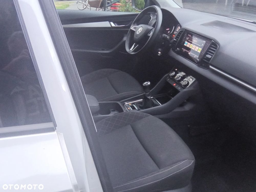 Skoda Karoq 1.5 TSI Sportline - 9