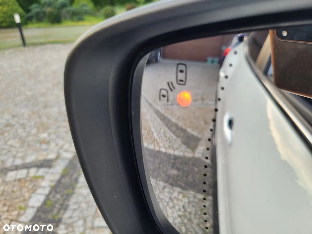 Renault Kadjar TCe 160 EDC GPF BLACK EDITION - 21