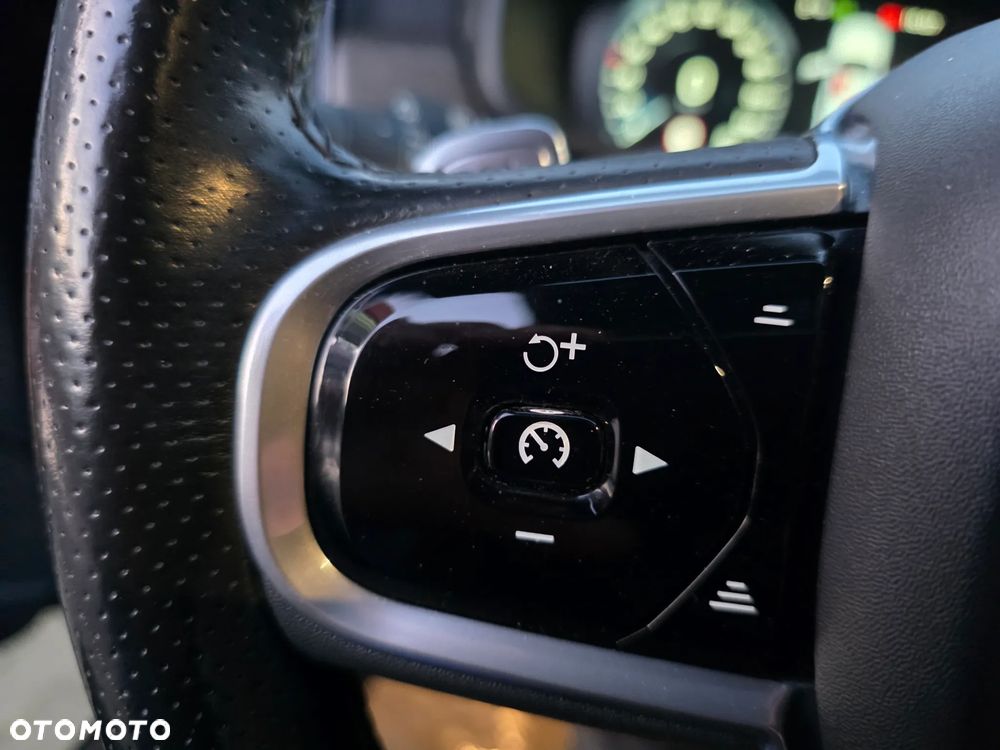 Volvo V90 Cross Country D5 SCR AWD Ocean Race - 35