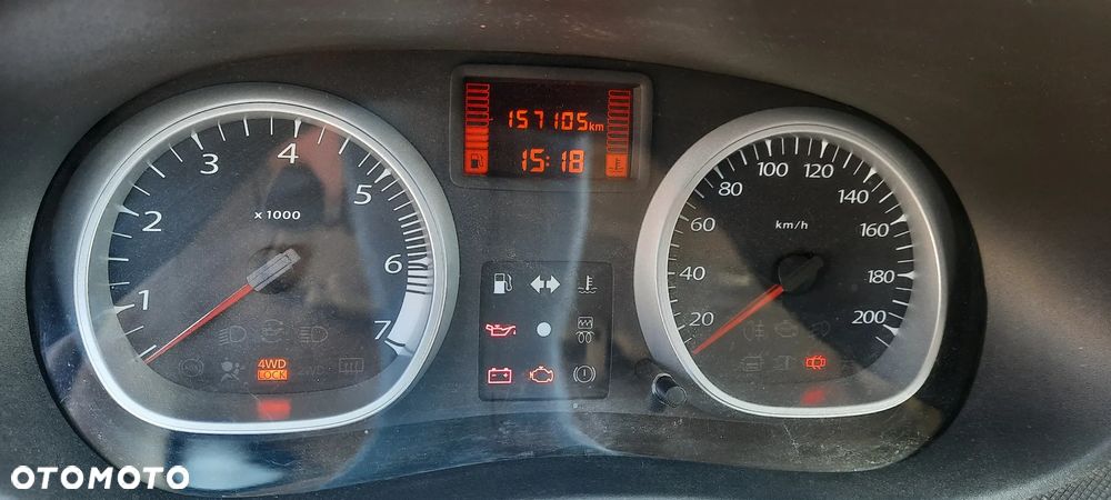 Dacia Duster 1.5 dCi Laureate 4x4 - 12