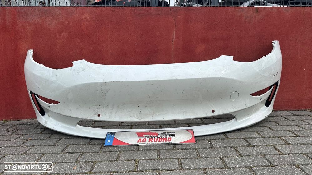 Parachoque Tesla model 3 - 1