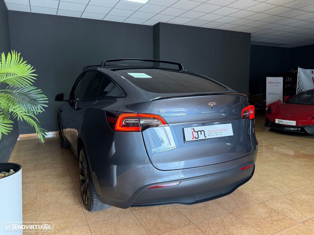 Tesla Model Y Long Range Tração Integral - 15