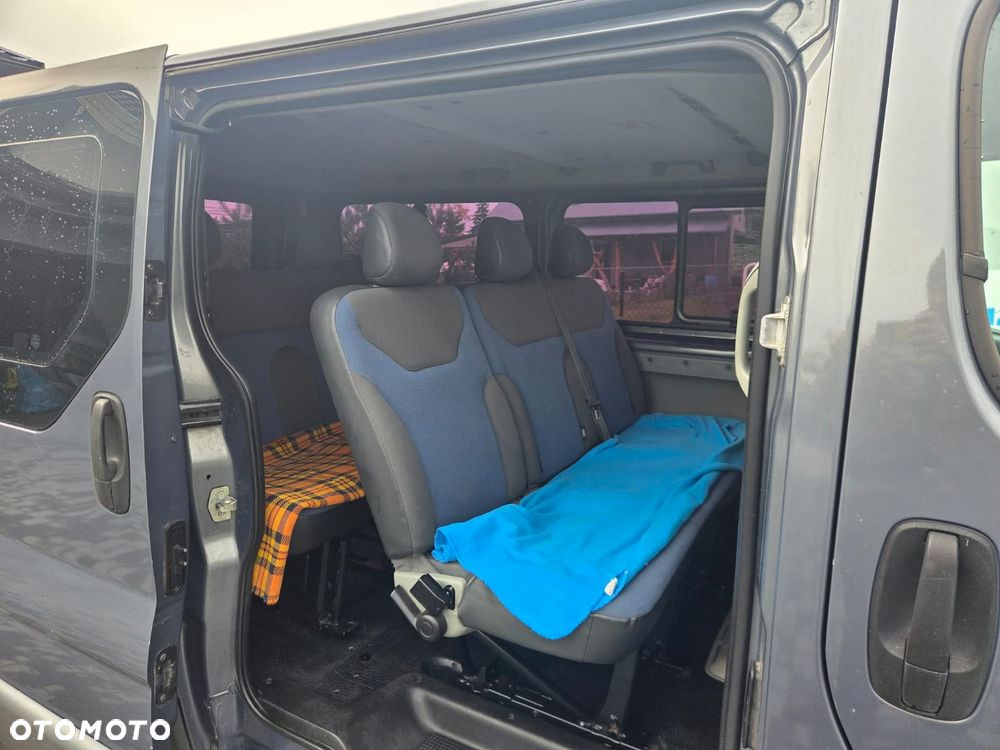 Renault Trafic - 16