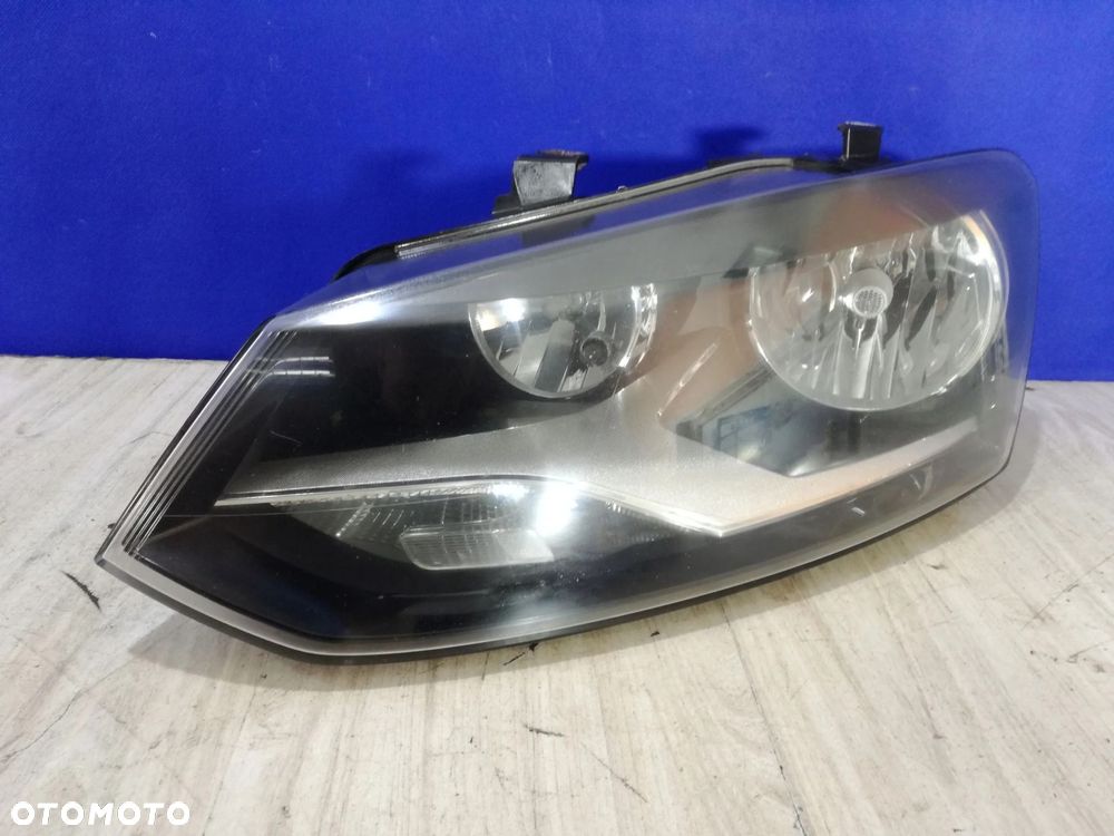 VW Polo V 6R 09/14 lampa reflektor przód lewa Anglik - 2