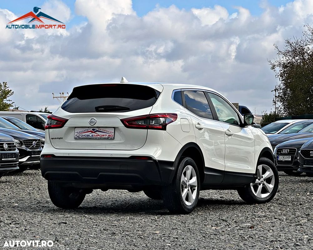 Nissan Qashqai 1.3 DIG-T SHIRO - 2