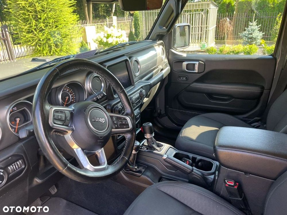 Jeep Gladiator - 12