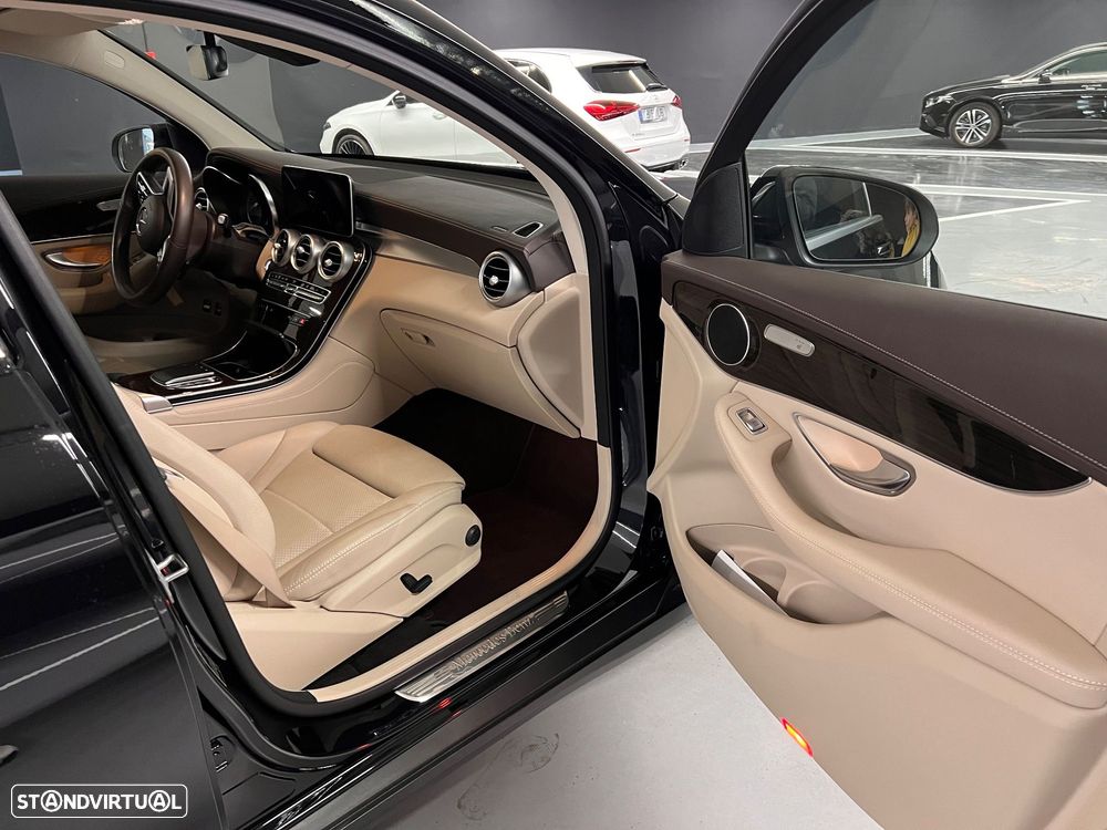 Mercedes-Benz GLC 300 e Coupé 4Matic - 23