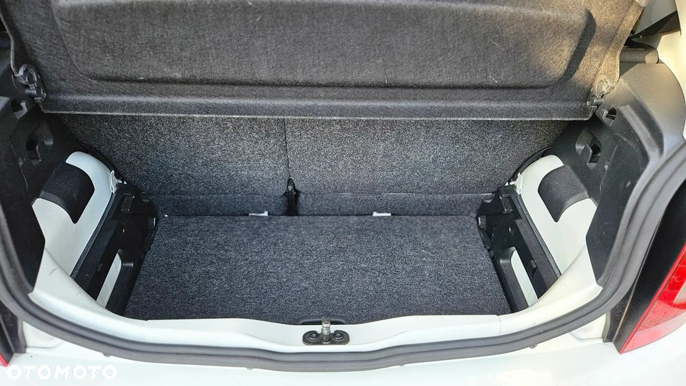 Volkswagen up! 1.0 white - 18