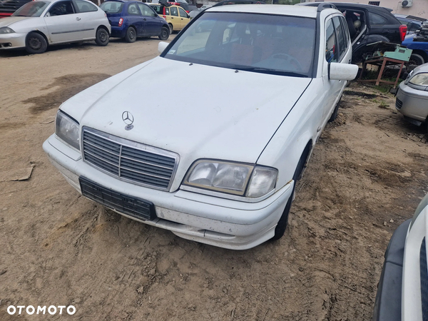 mercedes W202 143 maska pokrywa silnika klapa bagażnika zderzak lampa reflektor pas przedni stop lampy halogeny