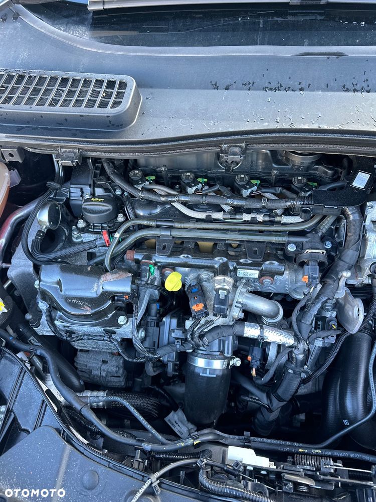 Ford Kuga 2.0 TDCi 4x4 ST-Line - 35