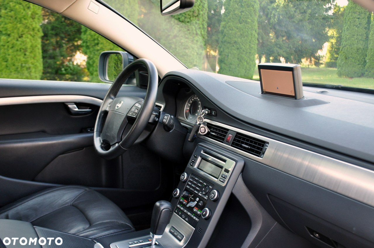 Volvo XC 70 - 18